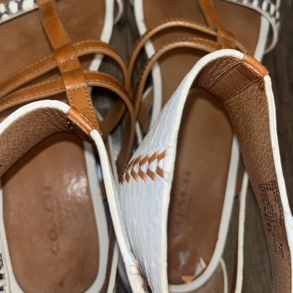 Coach women’s Nillie Tan and White Sandals with Braided Straps size 7 - Picture 4 of 6